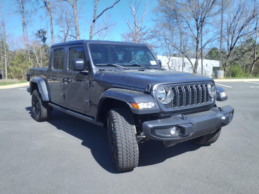 2025 Jeep Gladiator Sport photo 3