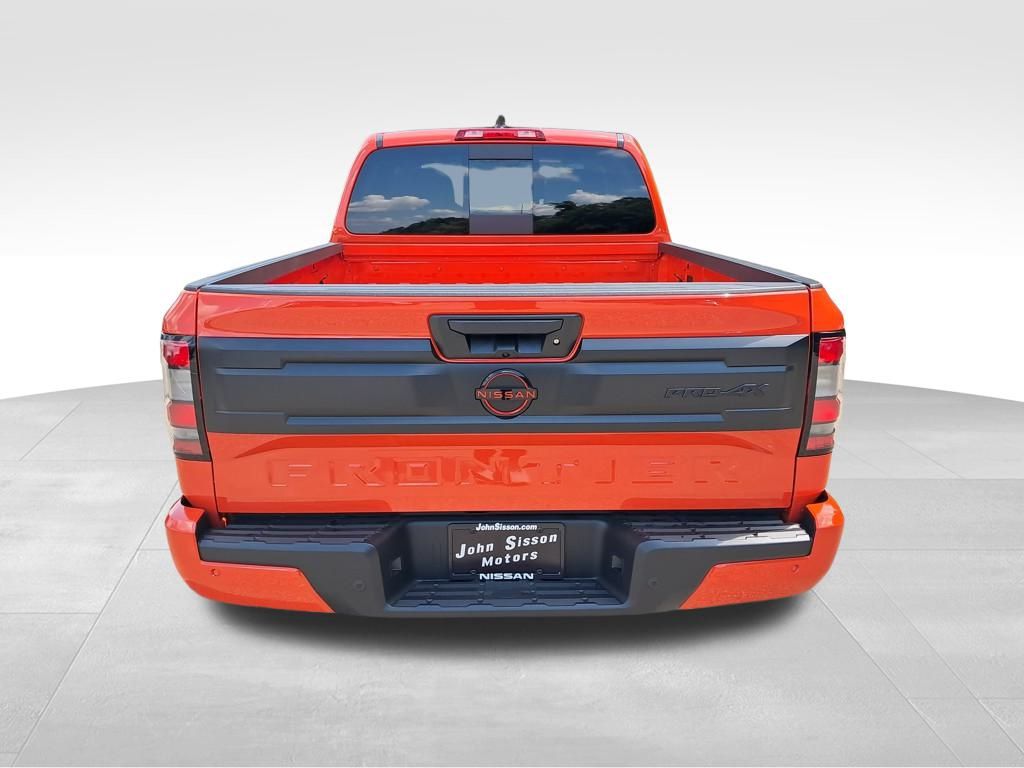 2025 Nissan Frontier PRO-4X photo 4