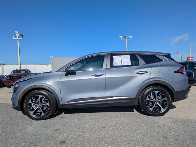 2023 Kia Sportage EX photo 5