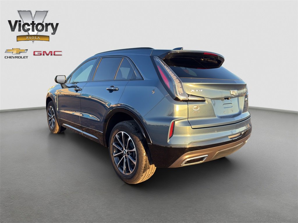 2024 Cadillac XT4 Sport photo 4