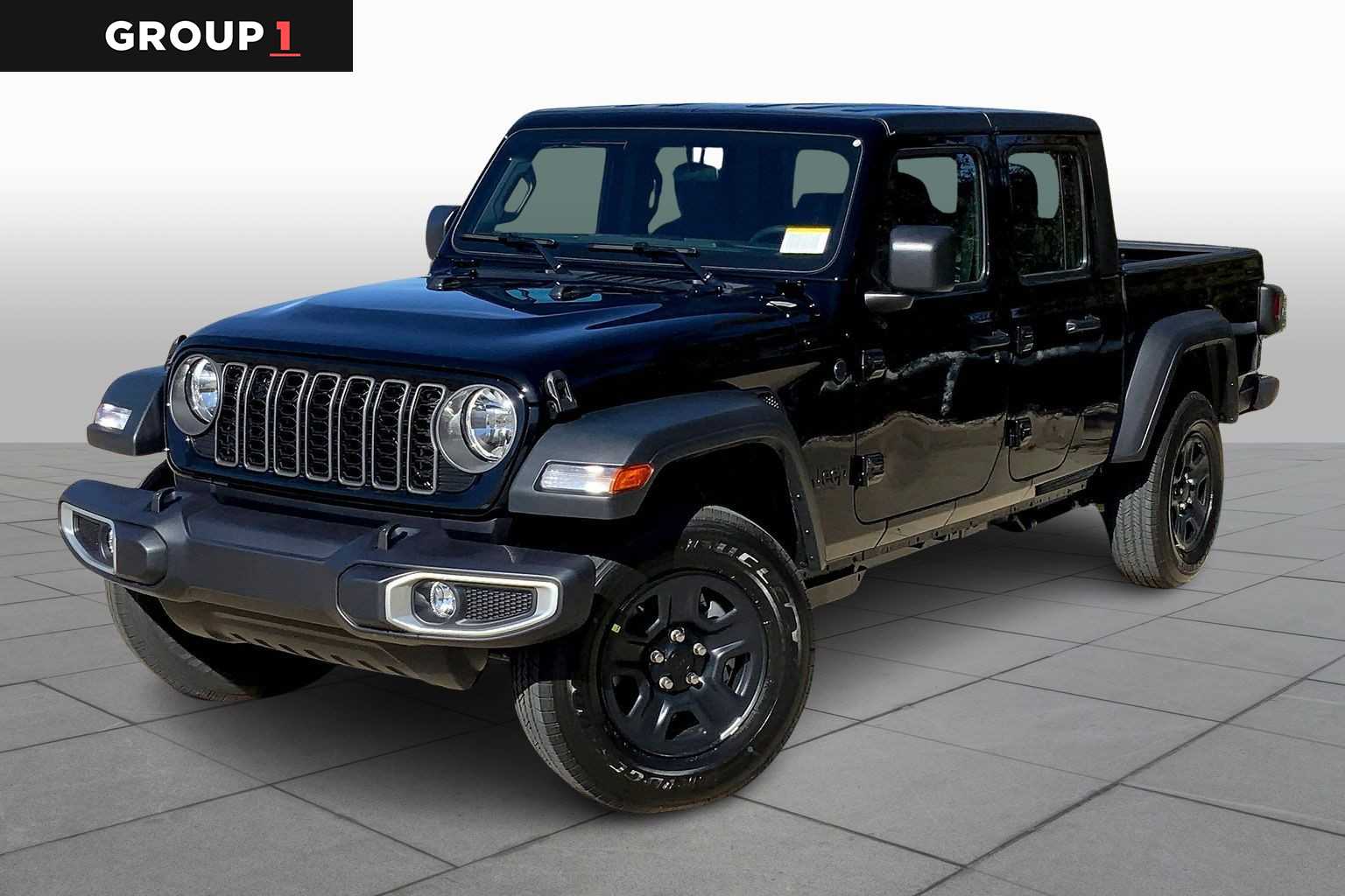 2026 Jeep Gladiator Sport's photo