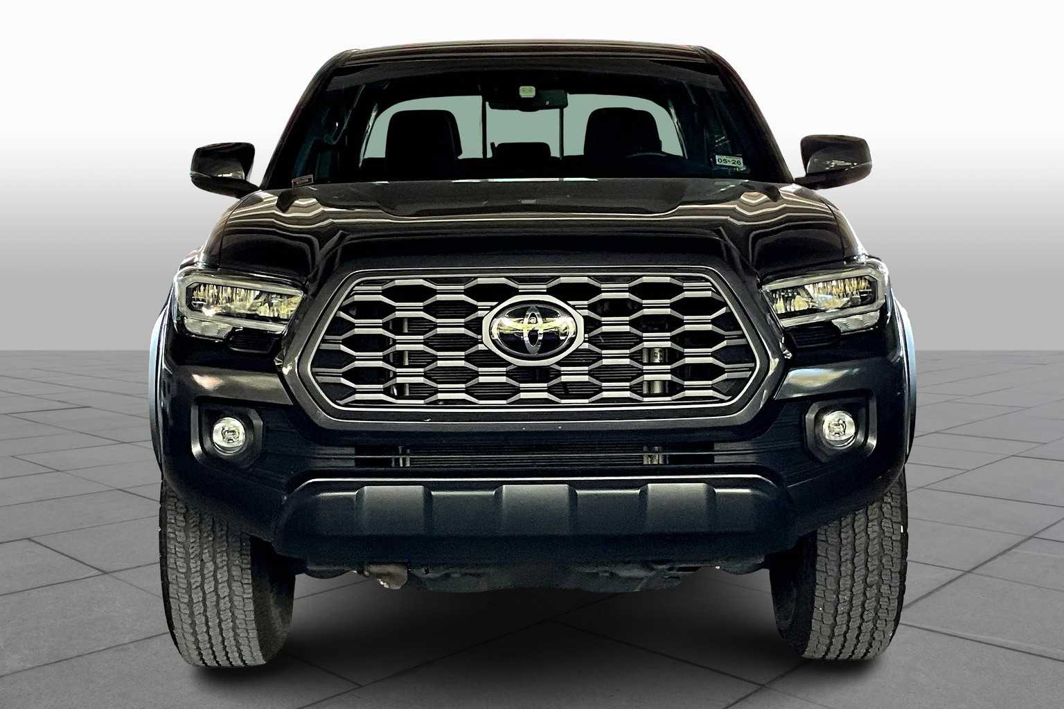 2022 Toyota Tacoma TRD 4x4 Short Bed photo 2