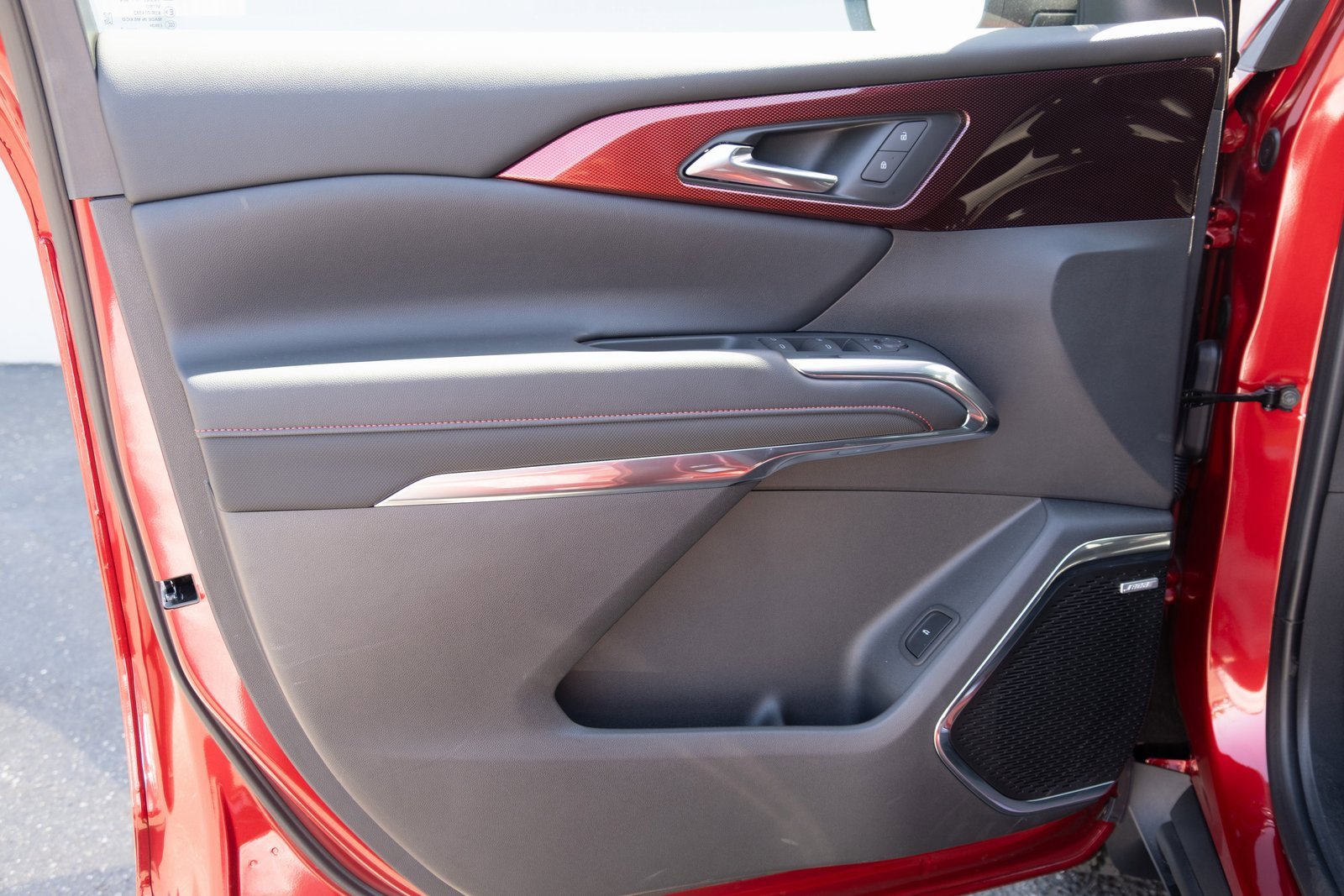 2025 Chevrolet Traverse Z71 photo 12