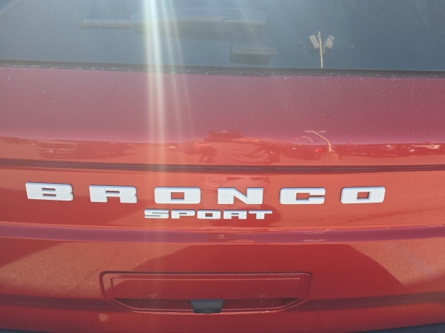 2024 Ford Bronco Sport Outer Banks photo 3