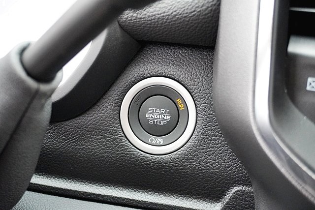 New 2026 Bright White Clear-Coat Exterior Paint RAM Laramie image 38