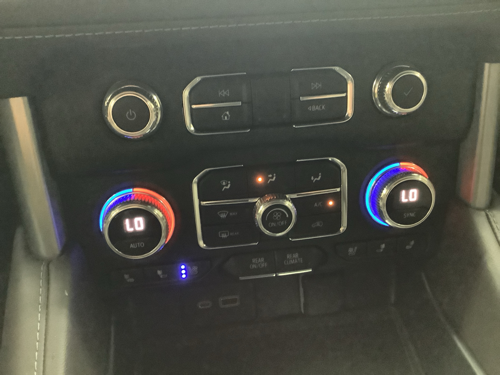 2023 Gmc Yukon 1500 SLT photo 22