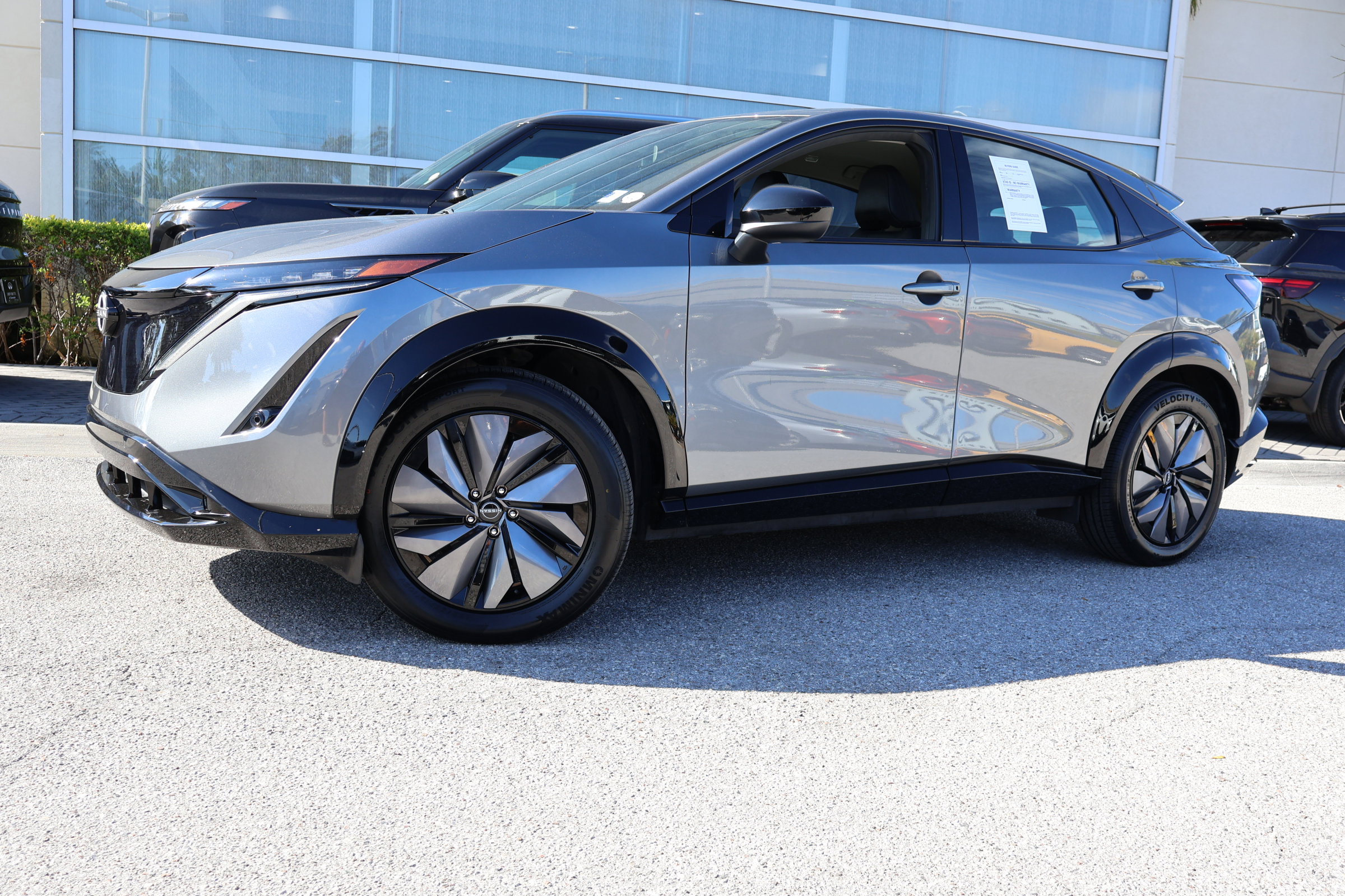 2024 Nissan ARIYA Engage's photo