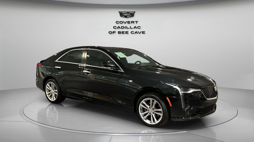 2023 Cadillac CT4 Luxury's photo