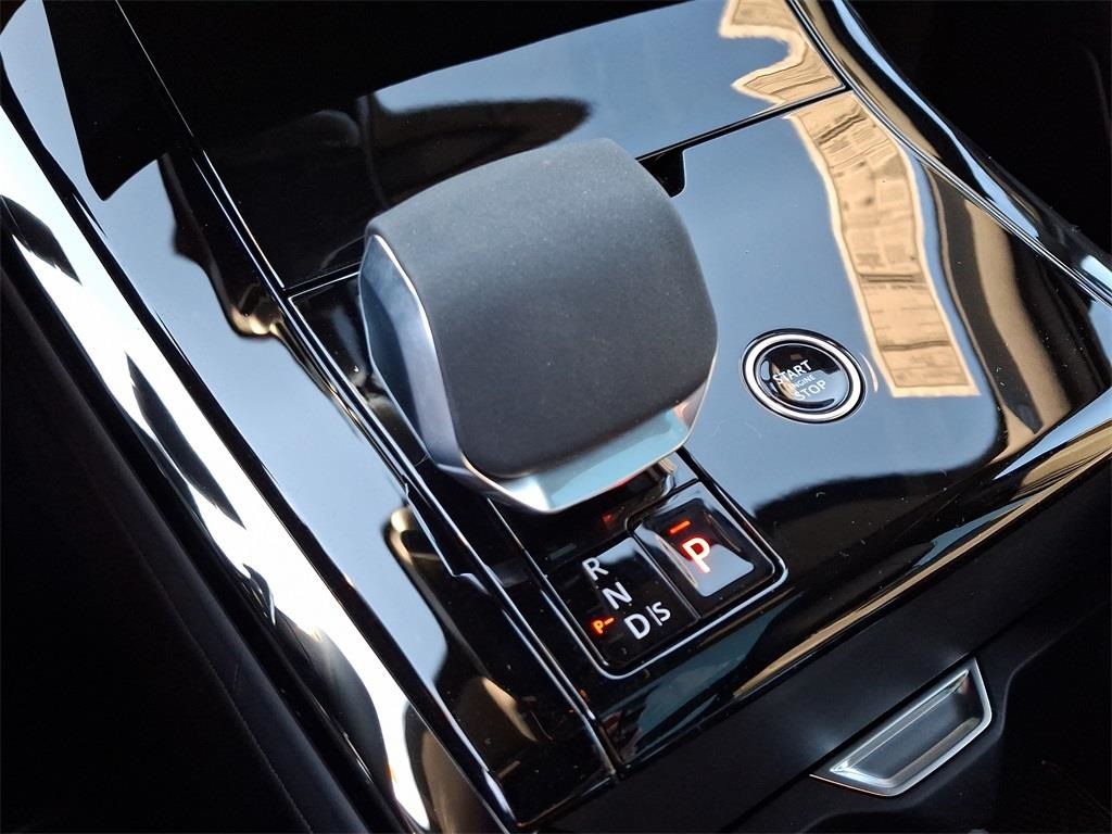 2025 Land Rover Range Rover Sport SE photo 10