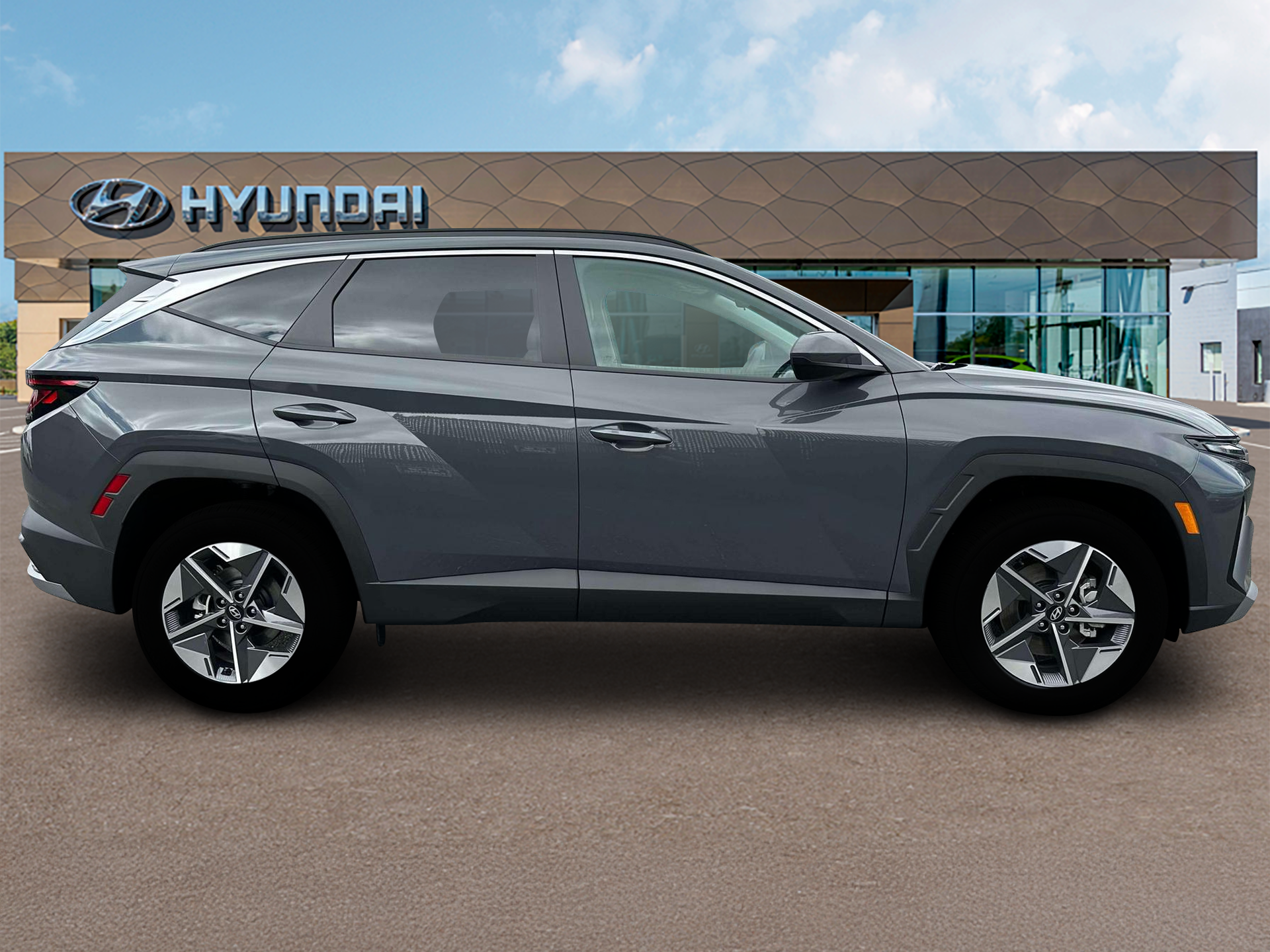 New 2025 Gray Hyundai SEL FWD image 9