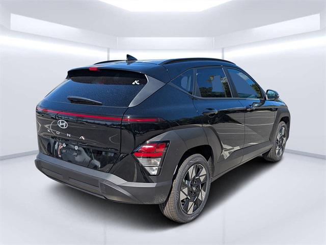 2025 Hyundai Kona SEL photo 2