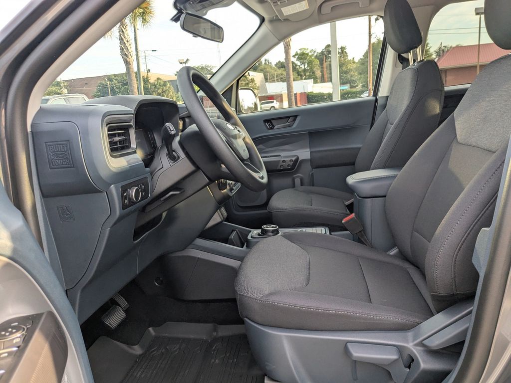 2025 Ford Maverick XL photo 18