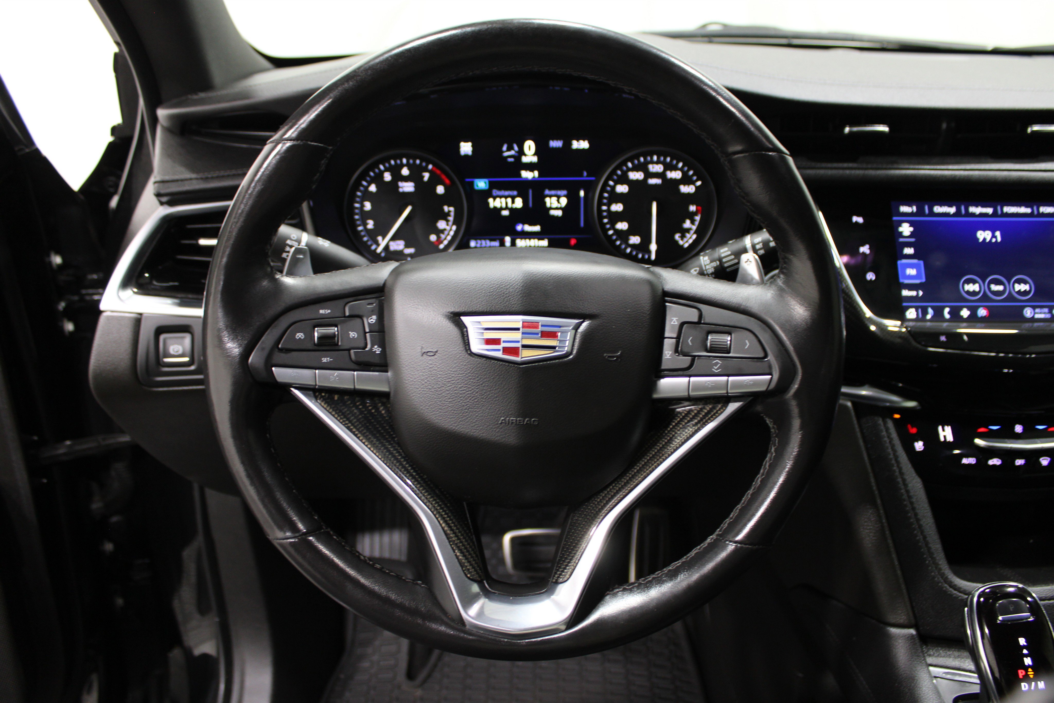 2022 Cadillac XT6 Sport photo 4