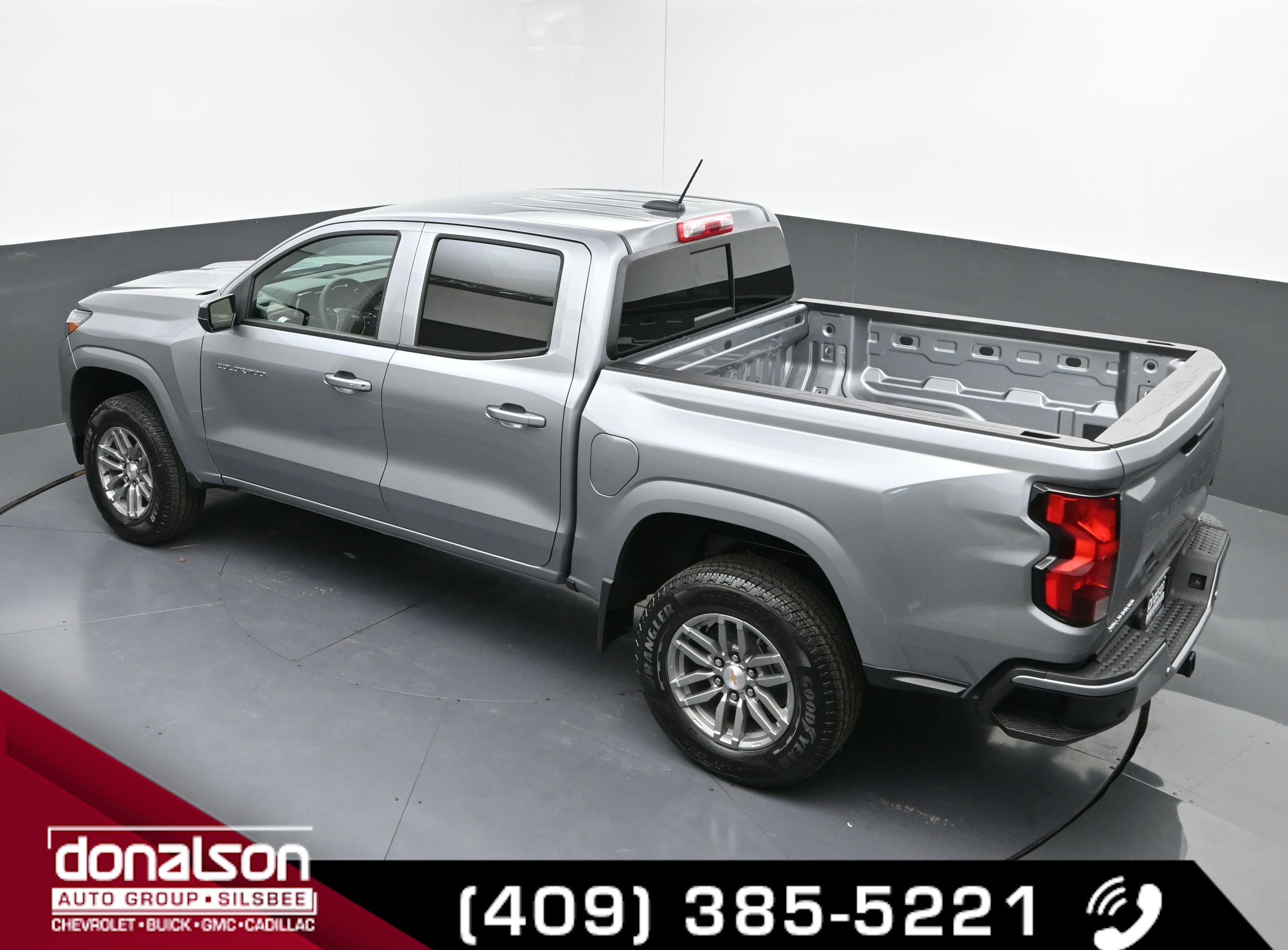 2025 Chevrolet Colorado Work Truck LT photo 18