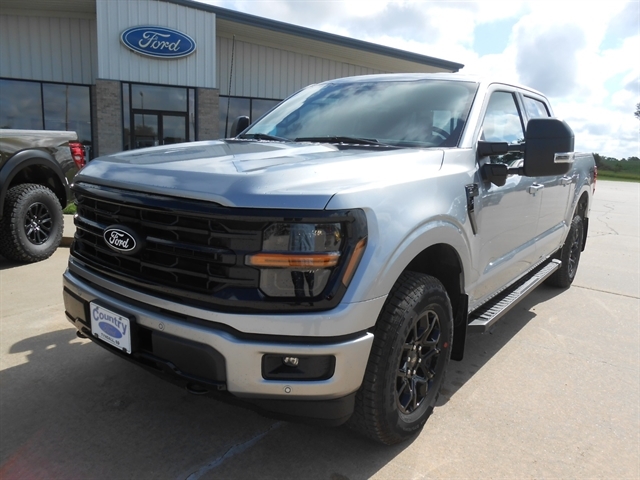 2025 Ford F-150 XLT's photo