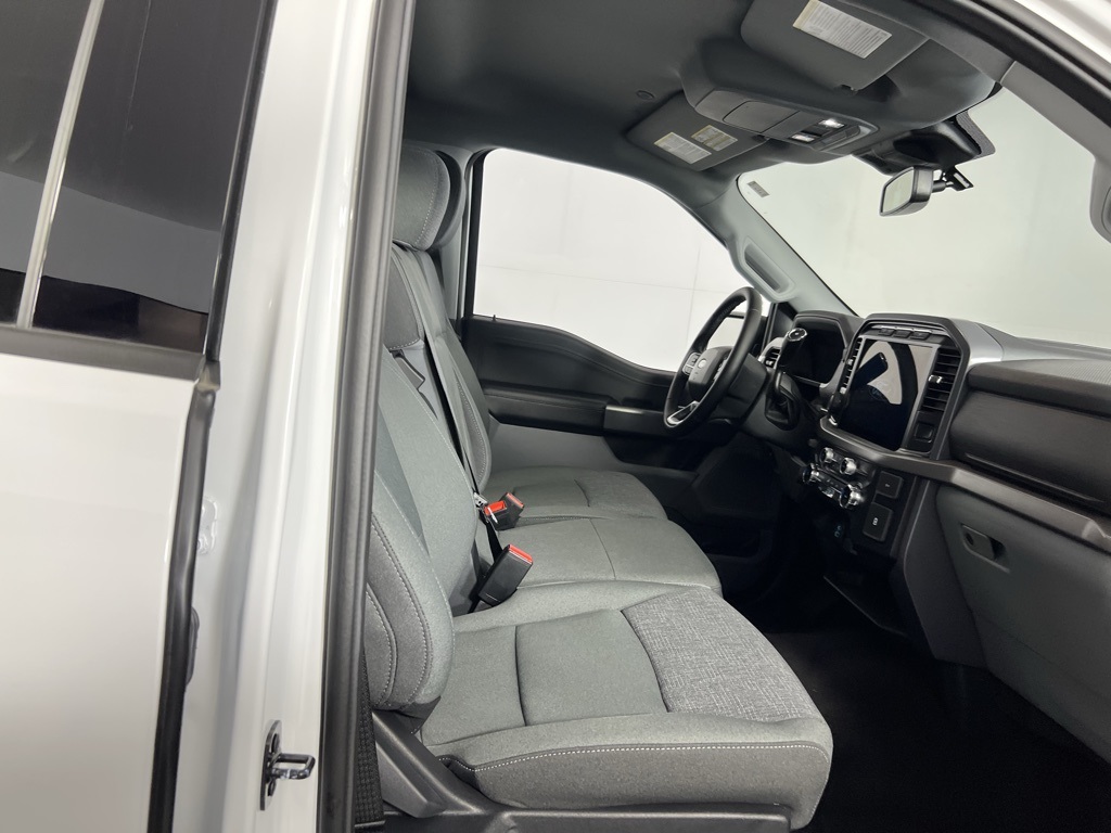 2024 Ford F-150 XLT photo 24