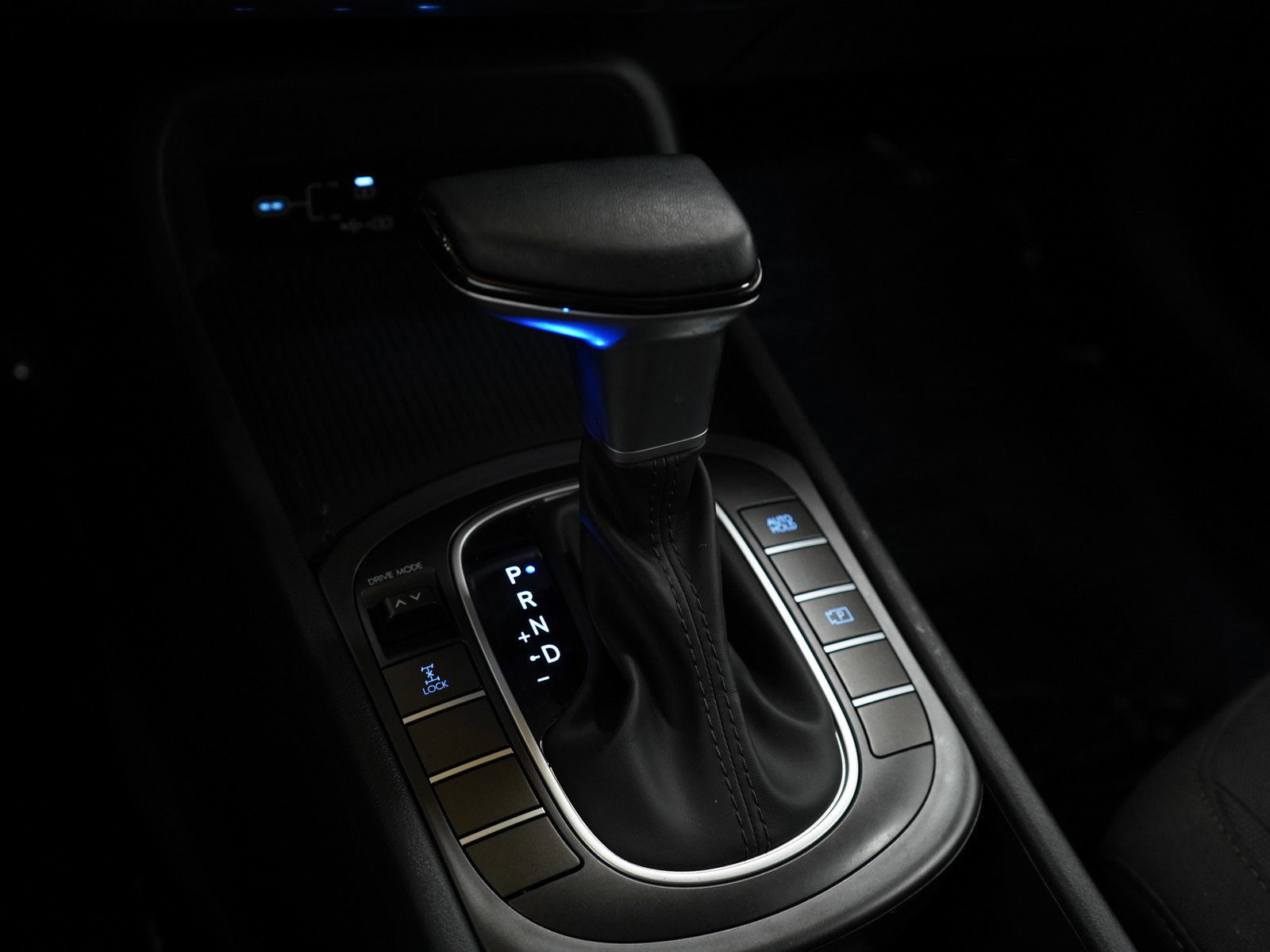 2025 Hyundai Kona SEL photo 22