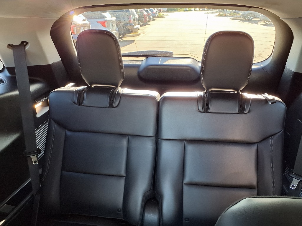 2021 Ford Explorer XLT photo 11