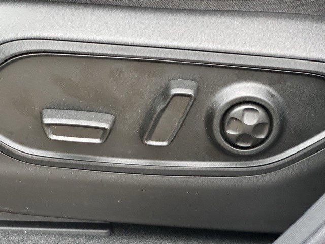 2025 Jeep Grand Cherokee Limited photo 12