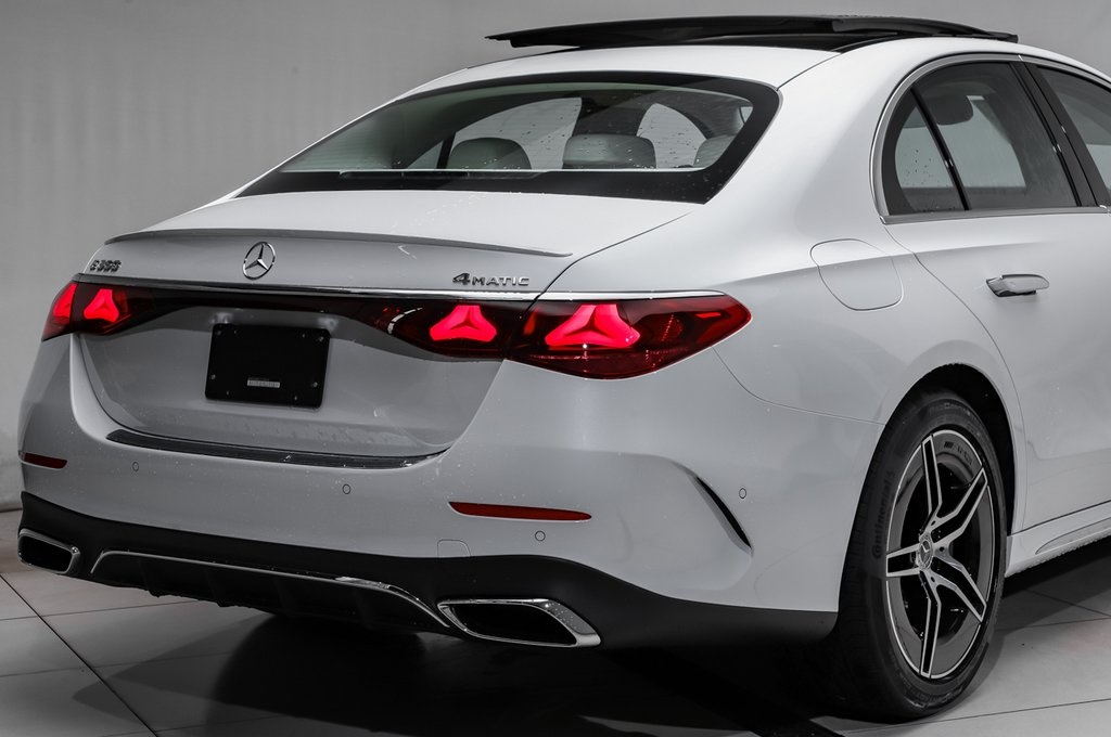 2026 Mercedes Benz E 350 4MATIC Sedan photo 4