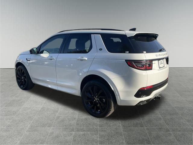 2025 Land Rover Discovery Sport S photo 3
