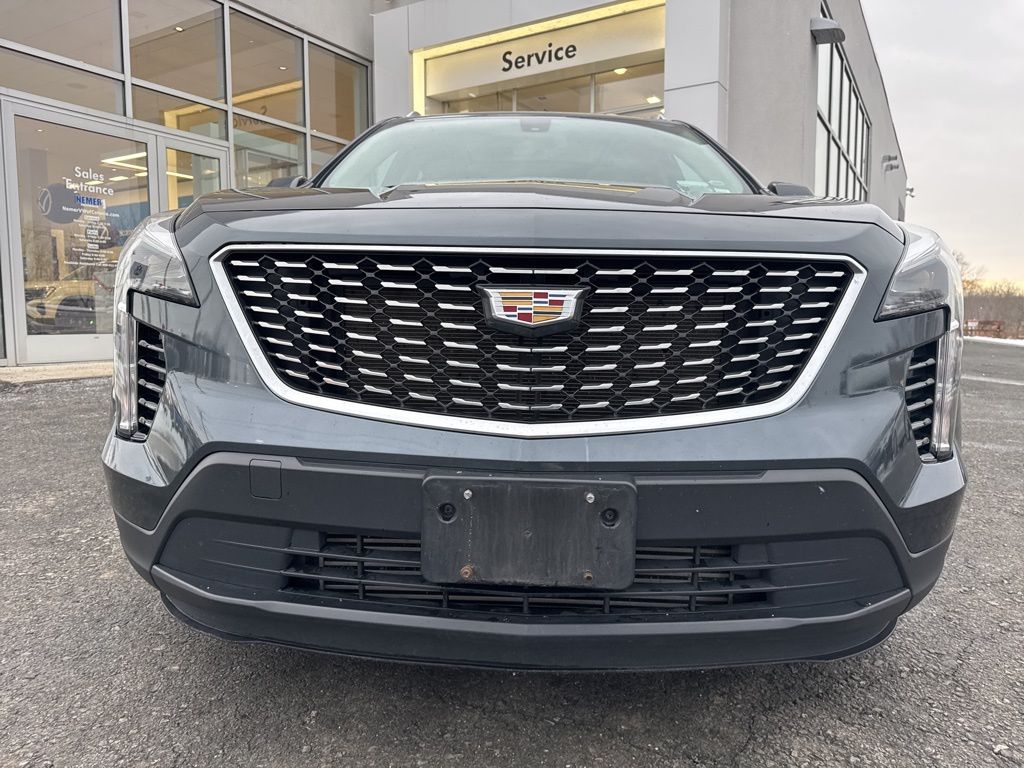 Used 2019 Cadillac XT4 Luxury with VIN 1GYFZBR46KF225180 for sale in Schenectady, NY