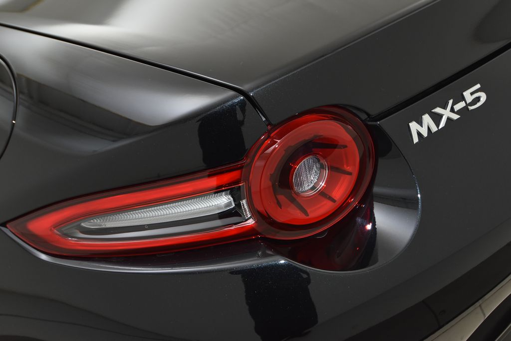 2025 Mazda MX-5 Miata Miata Grand Touring photo 32