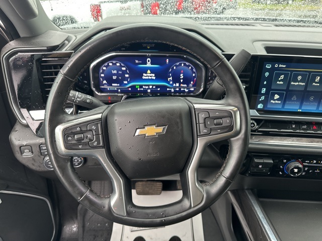 2024 Chevrolet Silverado 2500HD LTZ photo 2