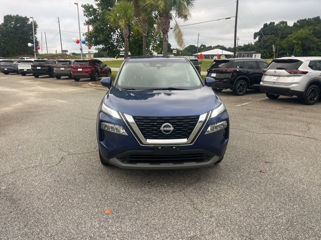 2023 Nissan Rogue SV photo 2
