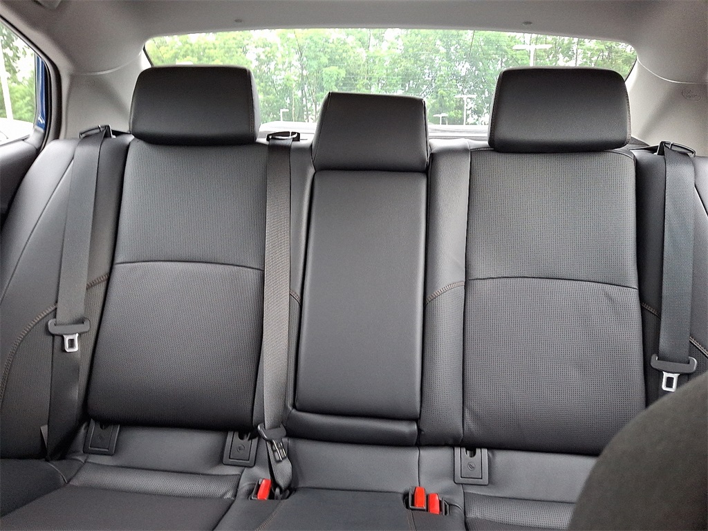2025 Toyota Camry XLE photo 13
