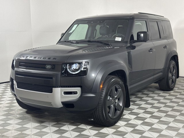 2025 Land Rover Defender 110 S