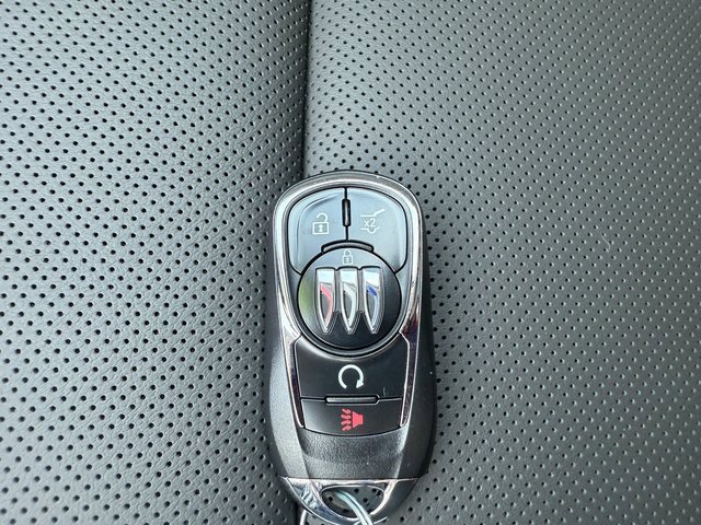 2026 Buick Encore GX Avenir photo 6