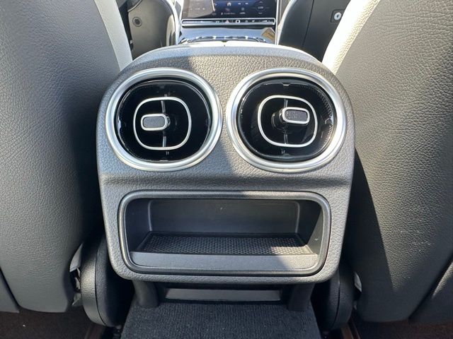 2025 Mercedes Benz C 300 4MATIC photo 21