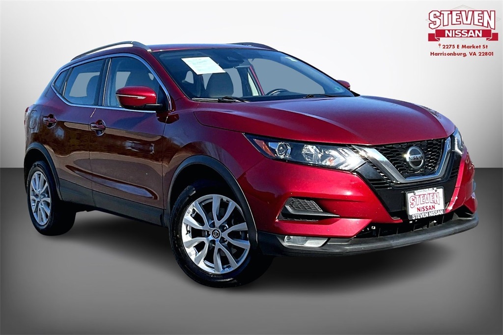 2021 Nissan Rogue Sport SV's photo