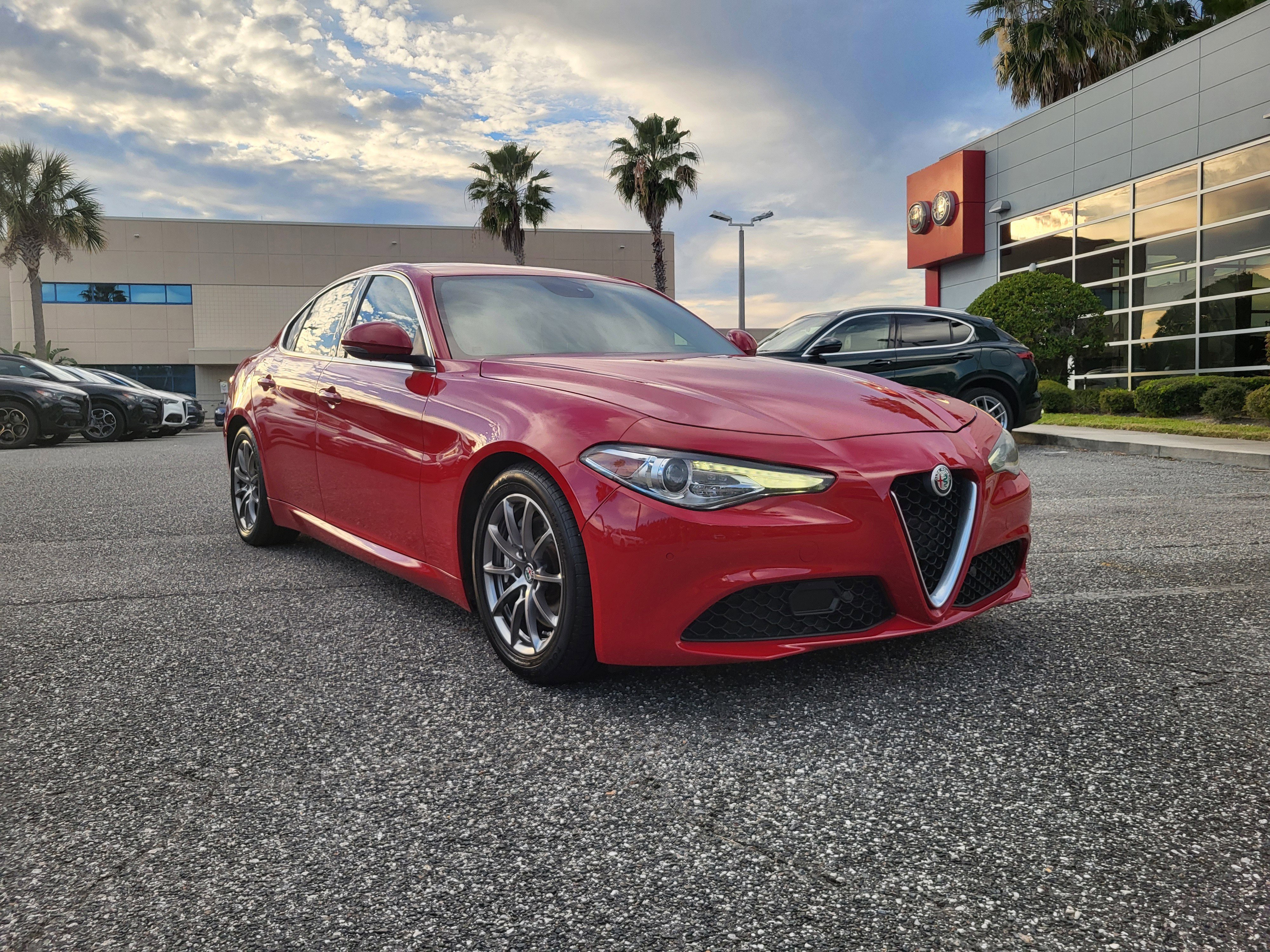 2018 Alfa Romeo Giulia Base's photo