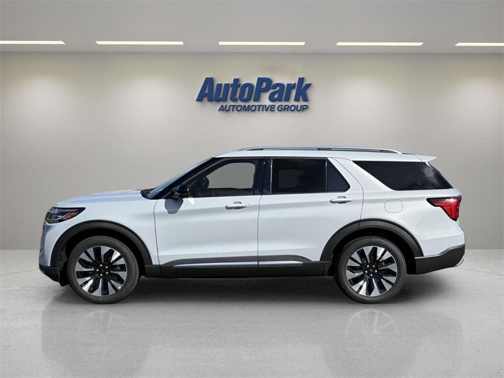 2025 Ford Explorer Platinum photo 3