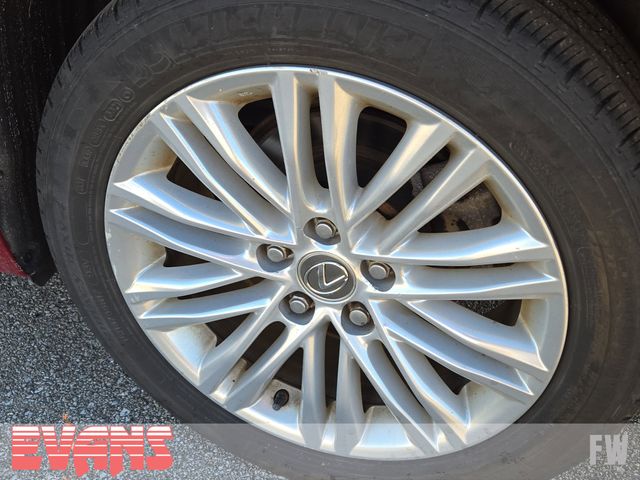 2014 Lexus ES 350 photo 4