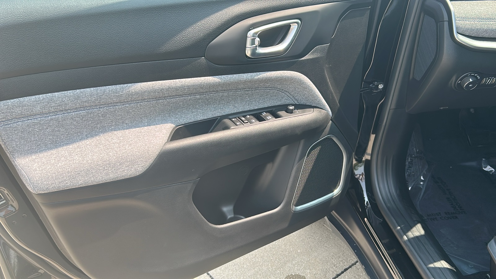 2025 Jeep Compass Latitude photo 13
