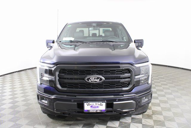 2025 Ford F-150 Lariat photo 2