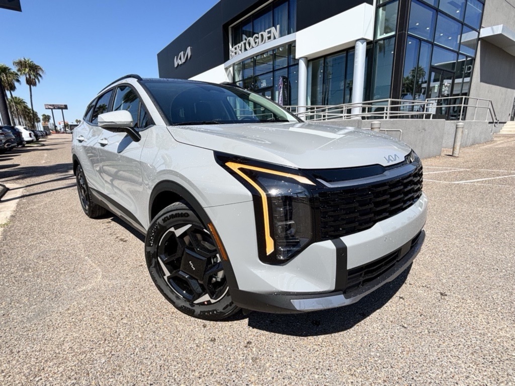 2026 Kia Sportage EX's photo