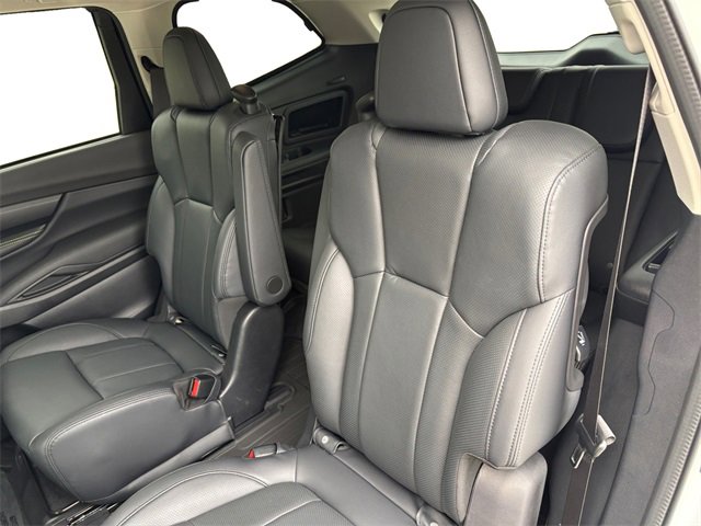 2025 Subaru Ascent Onyx Edition Touring photo 12