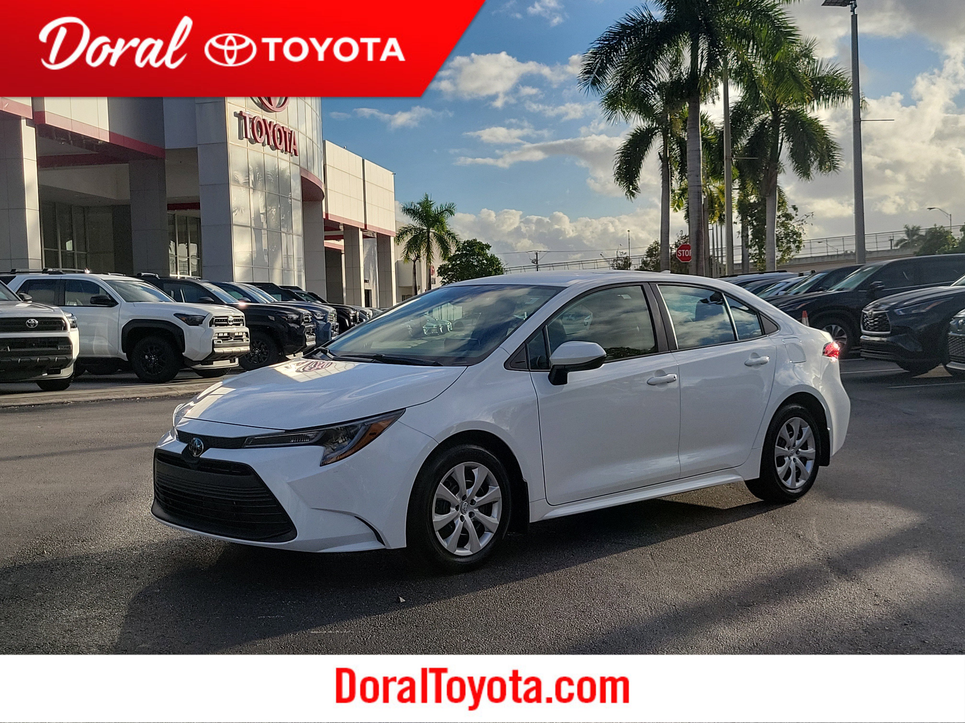 2025 Toyota Corolla LE's photo