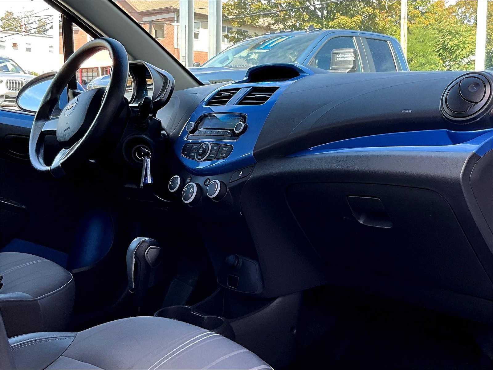 2014 Chevrolet Spark LS photo 14