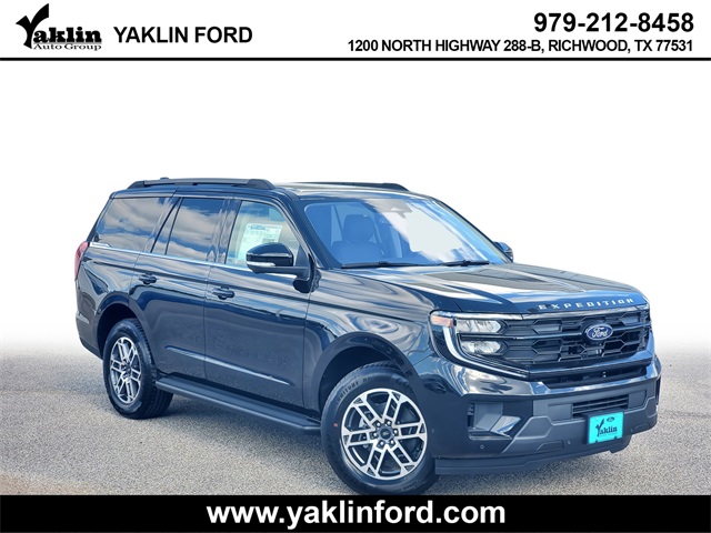 2025 Ford Expedition Active's photo
