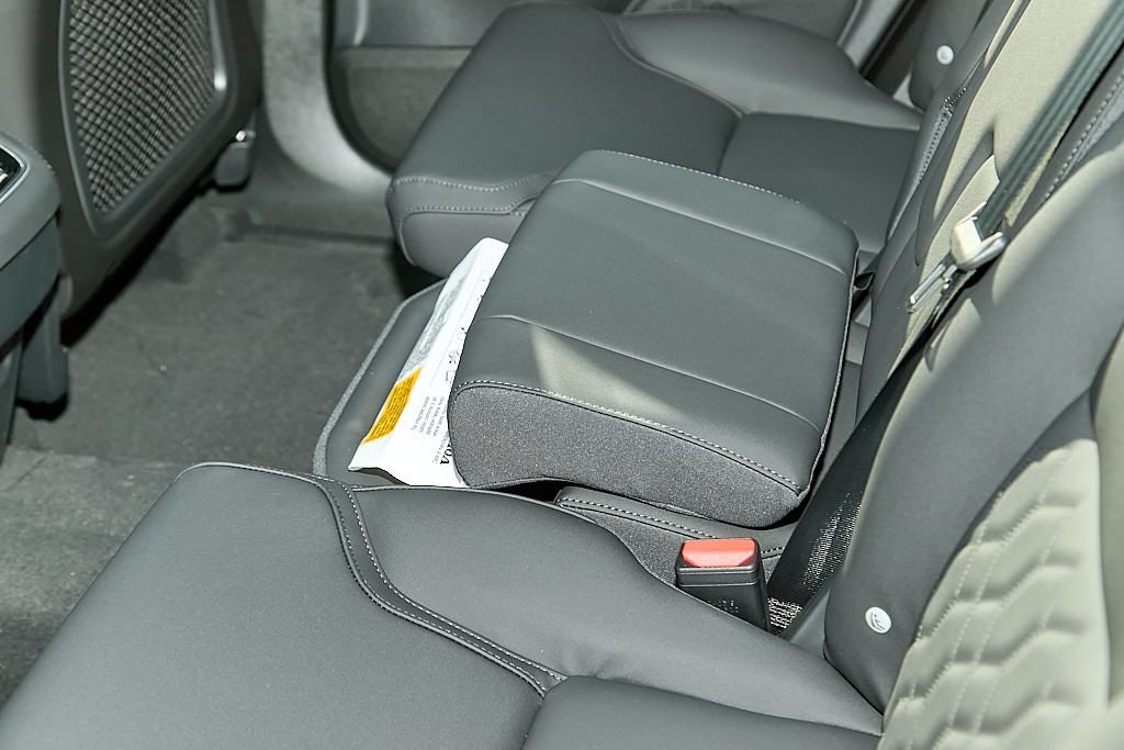 2026 VOLVO XC90 - Image 20