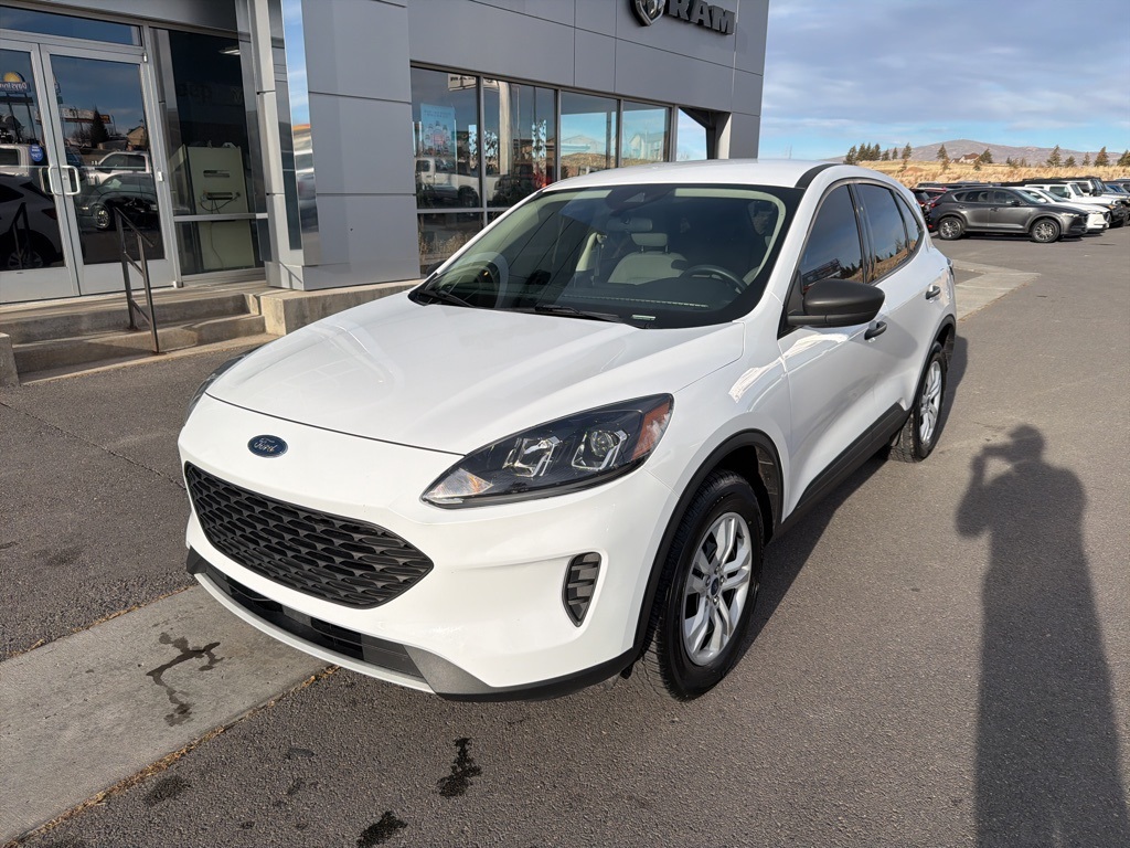 2020 Ford Escape S's photo