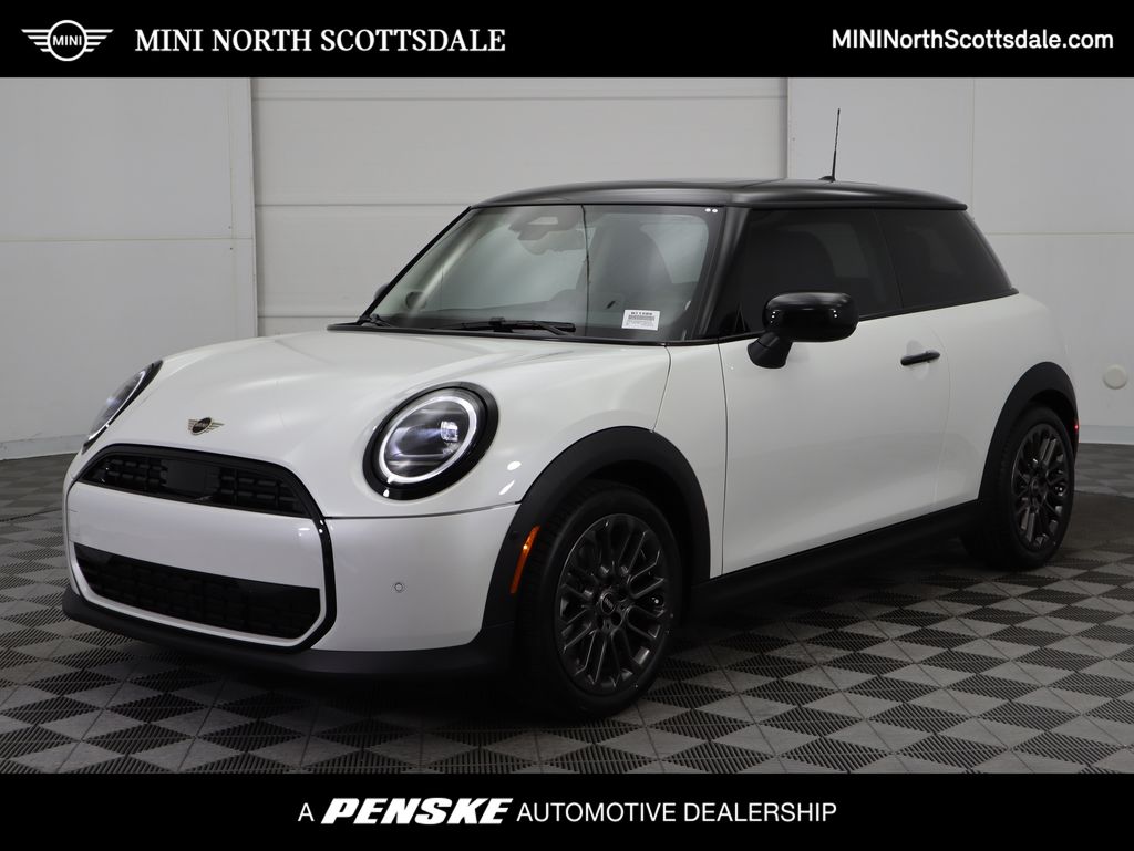2025 MINI Hardtop 2 Door Base's photo