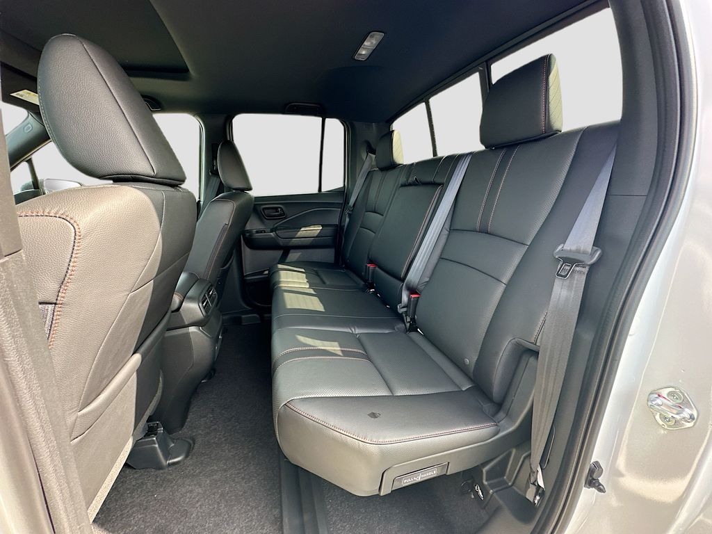 2025 Honda Ridgeline TrailSport photo 16