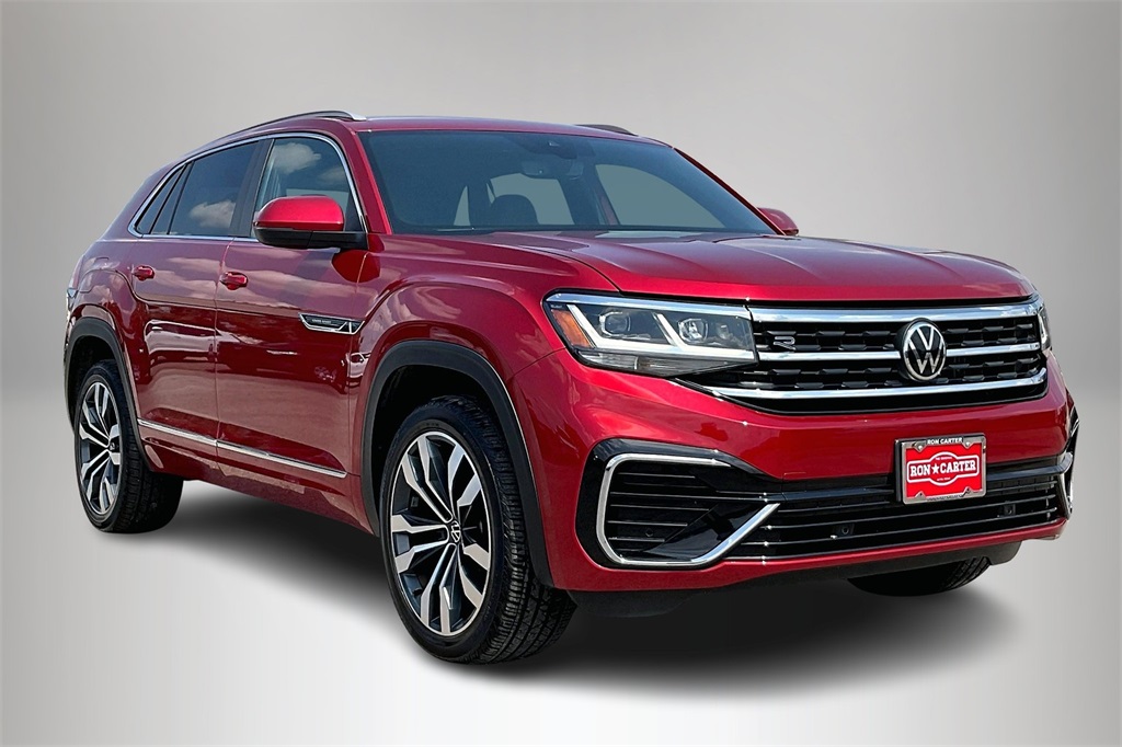 2020 Volkswagen Atlas Cross Sport SEL R-Line's photo