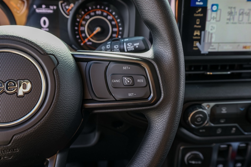 New 2026 Black Clear-Coat Exterior Paint Jeep Sport image 23